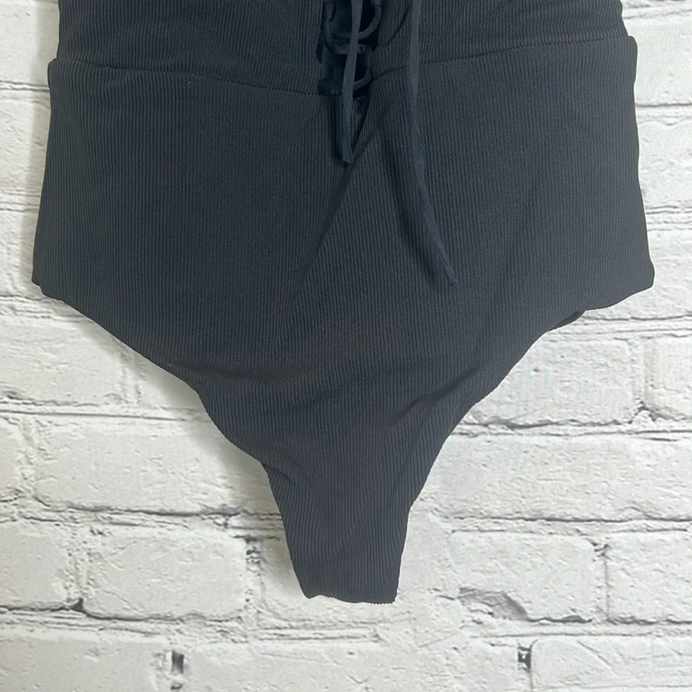 L*Space One-Piece Black Swimsuit Size 8 Excellent Condition